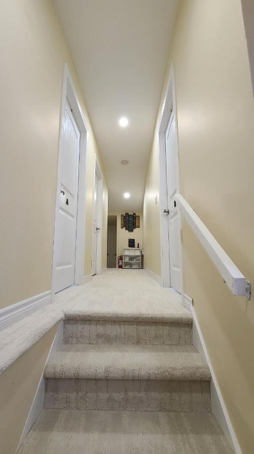 Montague Small Town Bound Inn المظهر الخارجي الصورة