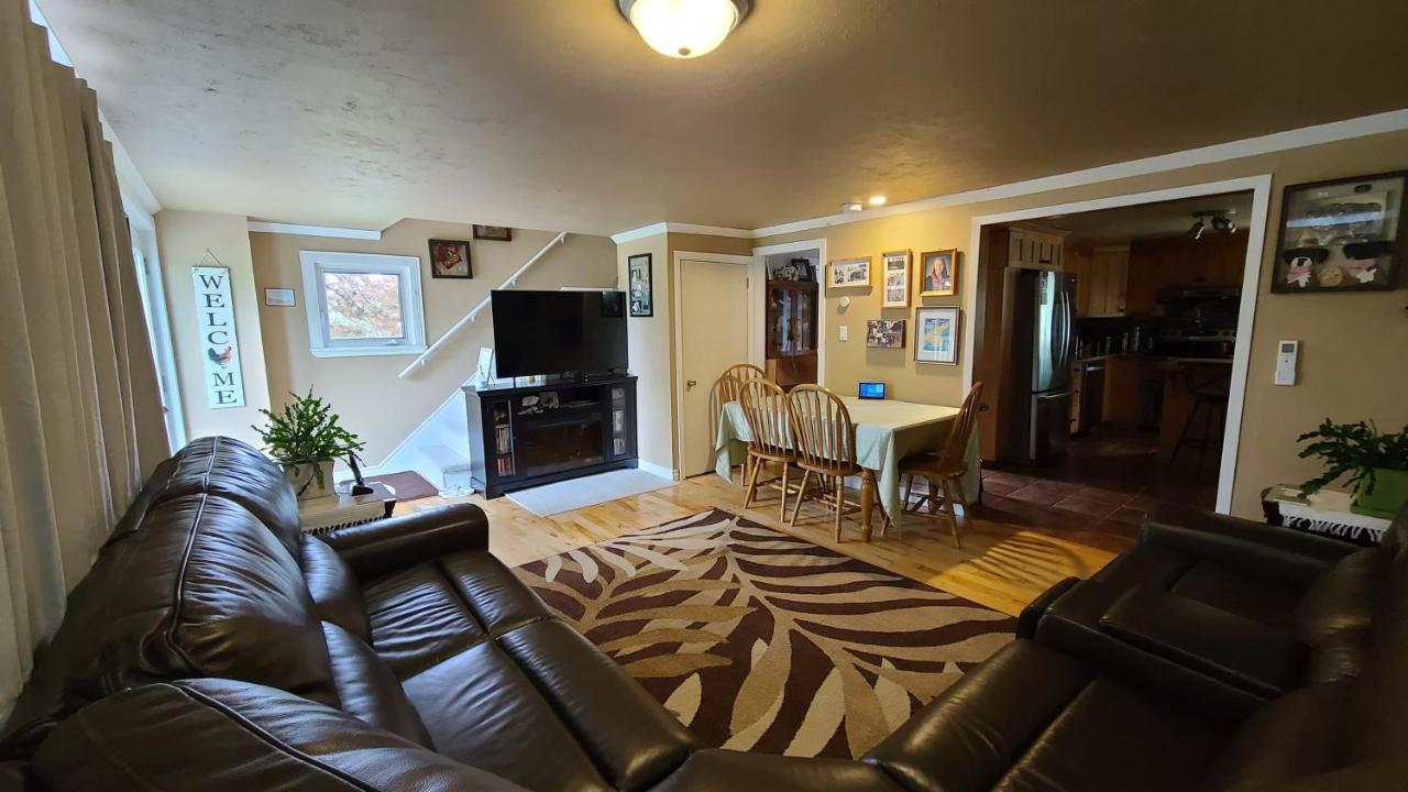 Montague Small Town Bound Inn المظهر الخارجي الصورة