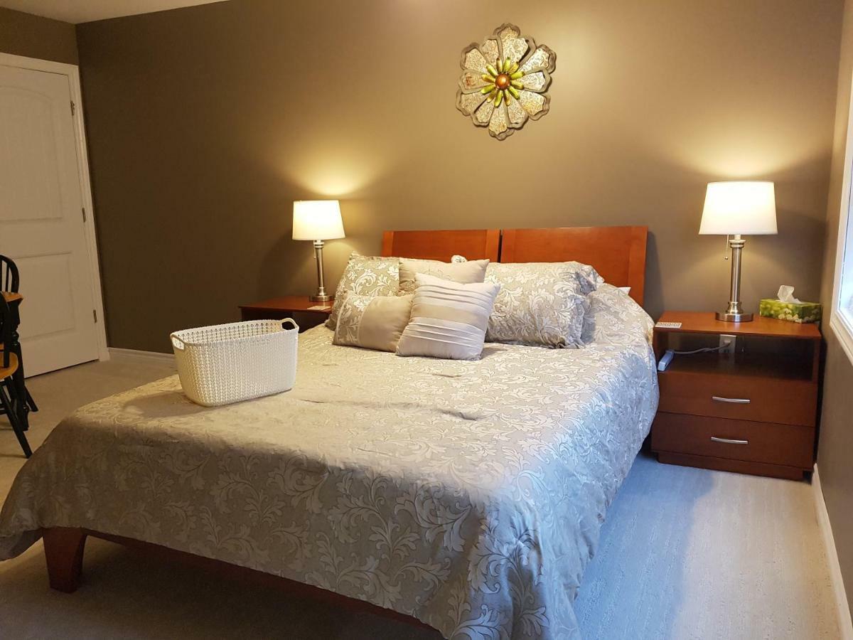Montague Small Town Bound Inn المظهر الخارجي الصورة